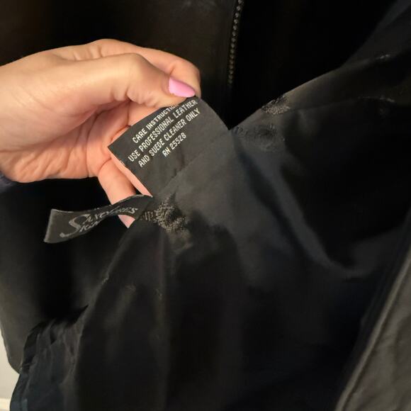 RARE RETIRED VINTAGE Trump Plaza: Men's Genuine Black Leather Jacket Size XL - Picture 5 of 9